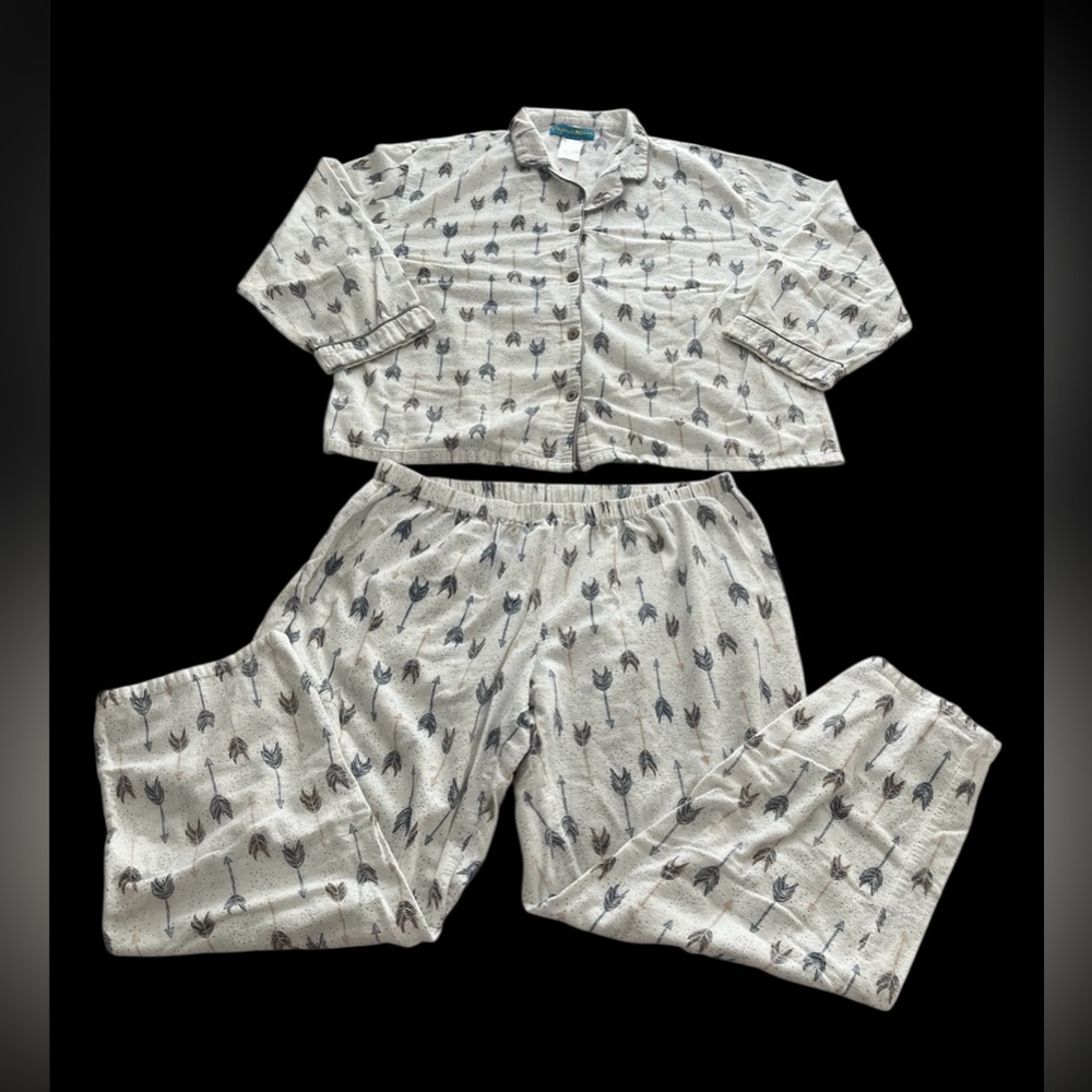 White Arrows Pajama Mania Set Women’s Size XL